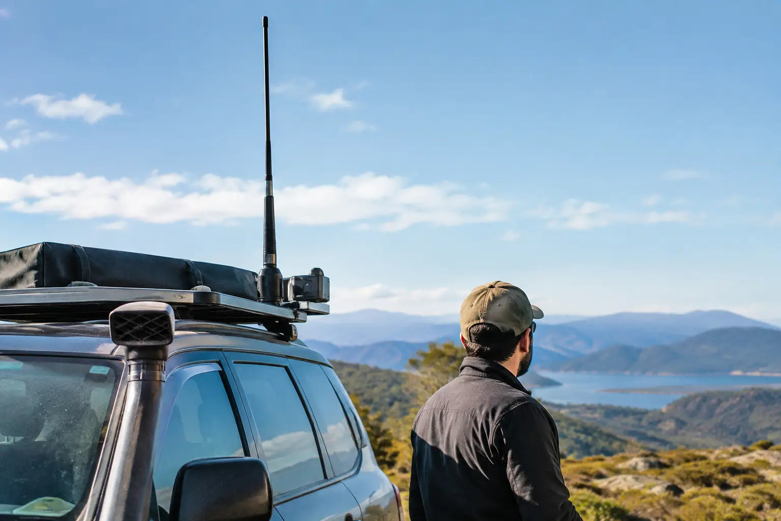 Choosing the Right UHF Antenna for 4WD Trips