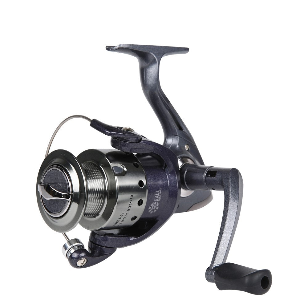  Great all round spinning reel, can be used in both fresh and salt water.  Suitable for rods up to 2.4 meters